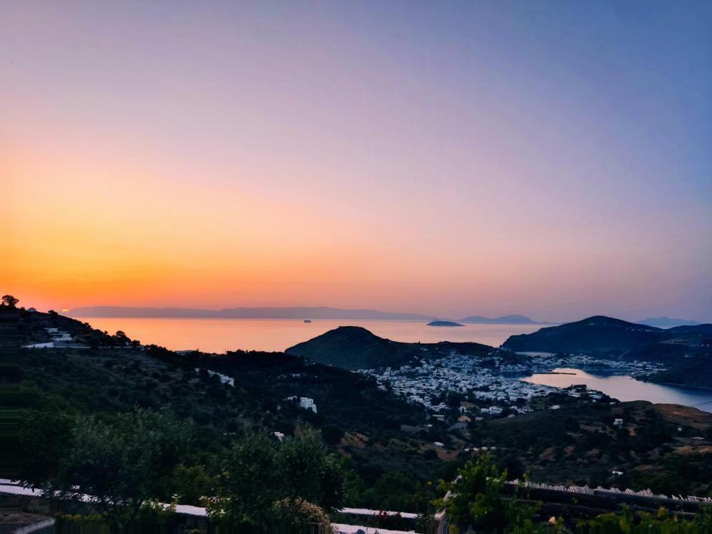 Traditional Studio Chora Patmos エクステリア 写真